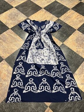 J. Gee VTG Navy and White Batik Caftan